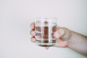 Badanie wody pitnej – jak przebiega i czy jest ważne