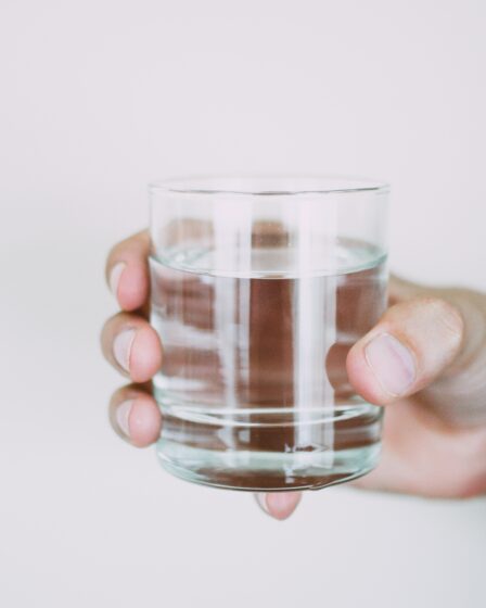 Badanie wody pitnej – jak przebiega i czy jest ważne