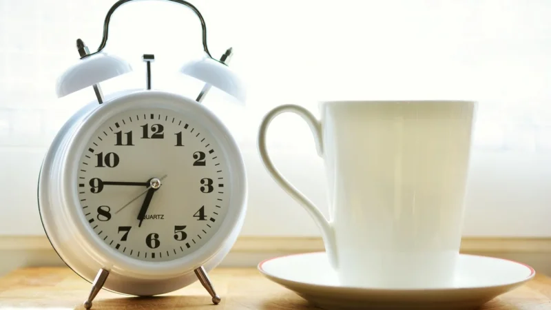 Dedra Woodoo Clock Drewniany Cyfrowy Zegar Led Ciemne Drewno (El19053)